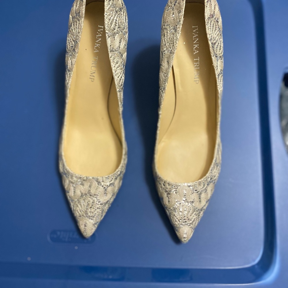 Elegant Dress Pumps
